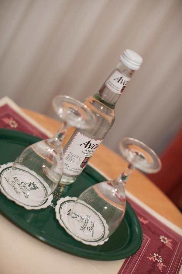 Akzent Hotel Hubertus Меле Екстериор снимка