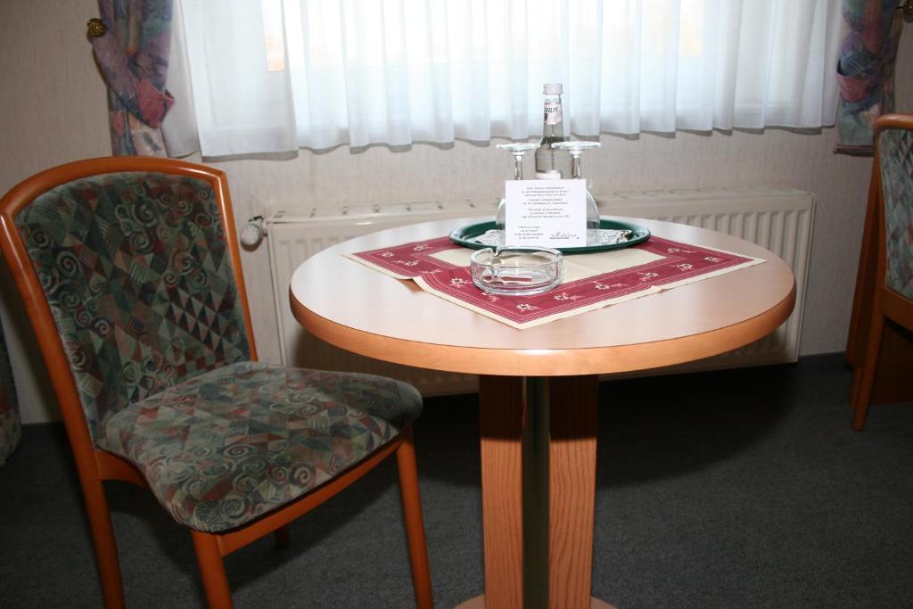 Akzent Hotel Hubertus Меле Стая снимка