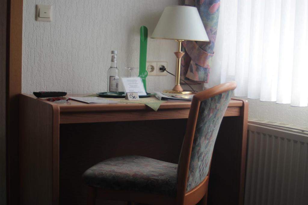 Akzent Hotel Hubertus Меле Екстериор снимка
